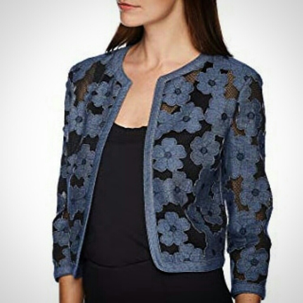 Floral mesh crop blazer